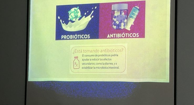 Charla «Somos 50% Bacterias» para Bachillerato de Ciencias de la Salud