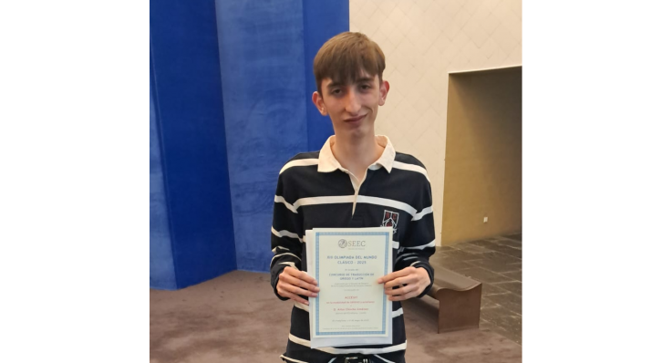 Aitor Chivite Jiménez ha sido premiado con un accésit